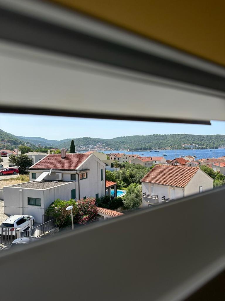 Apartments Bilic Vis Exterior foto
